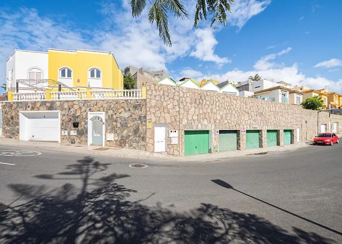 Pomelo Vacacional * Arguineguin