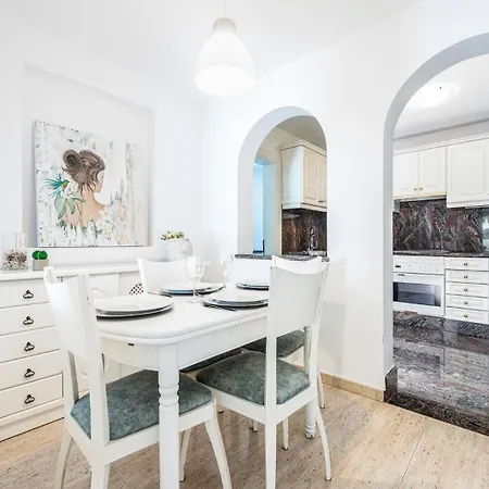 Pomelo Vacacional * Arguineguin